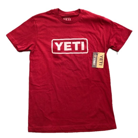 NWT Yeti Cardinal Logo Badge SST T-Shirt - Picture 1 of 1